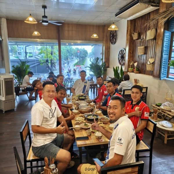 Sự ra đời của Quán Cơm Quê Góc Bếp