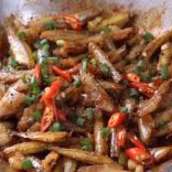 Cá lòng tong kho tiêu