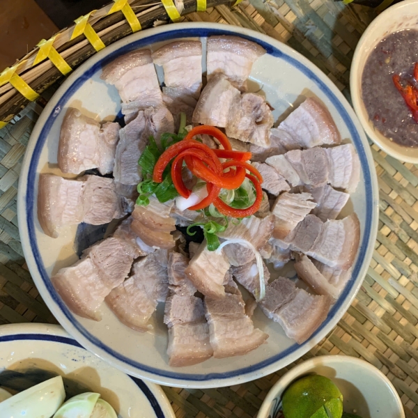 Thịt luộc mắm tép