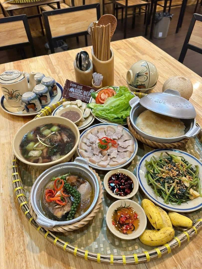 cơm trưa văn phòng giao tận nơi tại Bình Thạnh